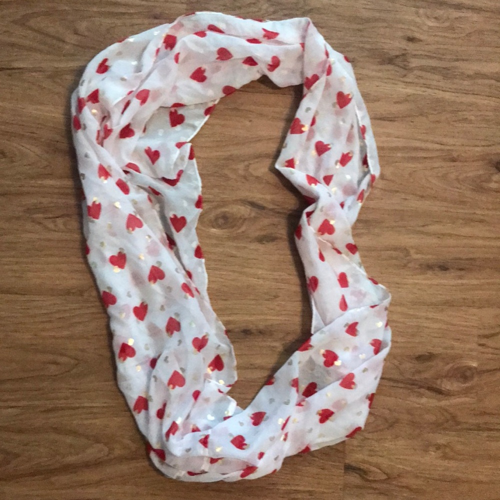 Valentines heart infinity scarf